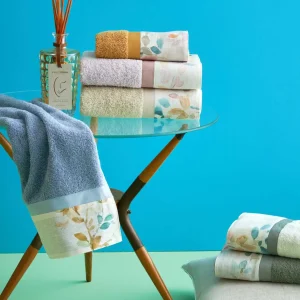 BIANCOPERLA SET ASCIUGAMANI 2+2 IN SPUGNA DI COTONE CON BALZA IN PURO LINO STAMPATO ISIDE