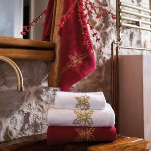 Maison Sucree’ Set Asciugamani 1+1 In Spugna Di Cotone Con Ricamo Preziosi